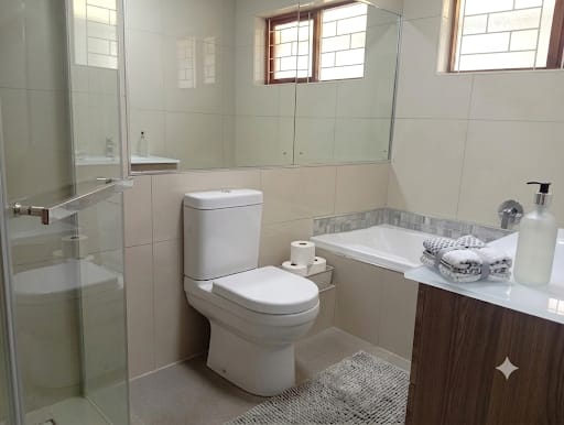 4 Bedroom Property for Sale in Nahoon Valley Park Eastern Cape